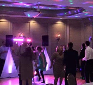 amore Plymouth, wi wedding party full dance floor